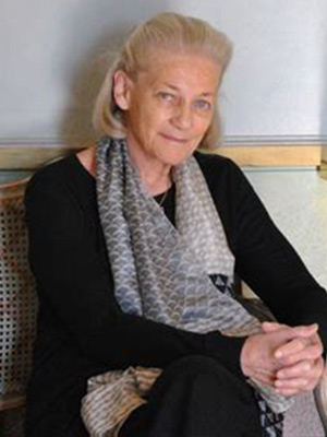Net-Worth-Of-French-author-Elisabeth-Badinter photo